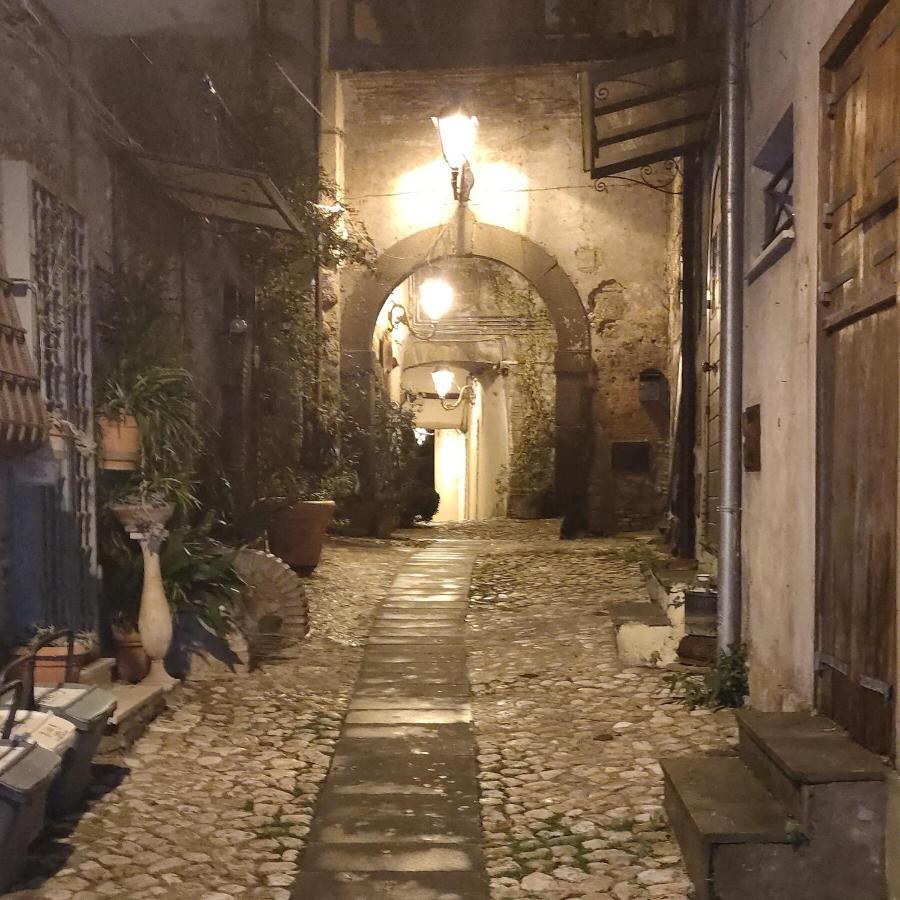 Hotel Il Cortile Del Castello Capena Exterior foto